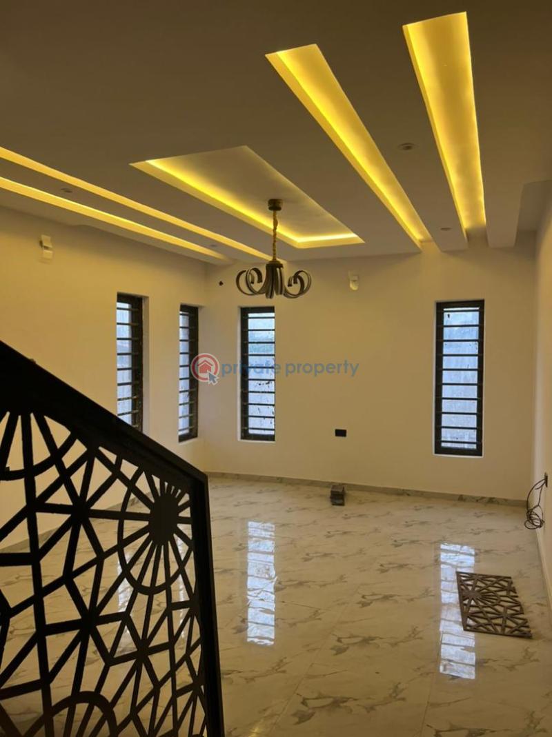 House For Sale Chief Lateef Oyelade Gra, Oluyole Industrial Estate, Ibad Ibadan Oyo - 9
