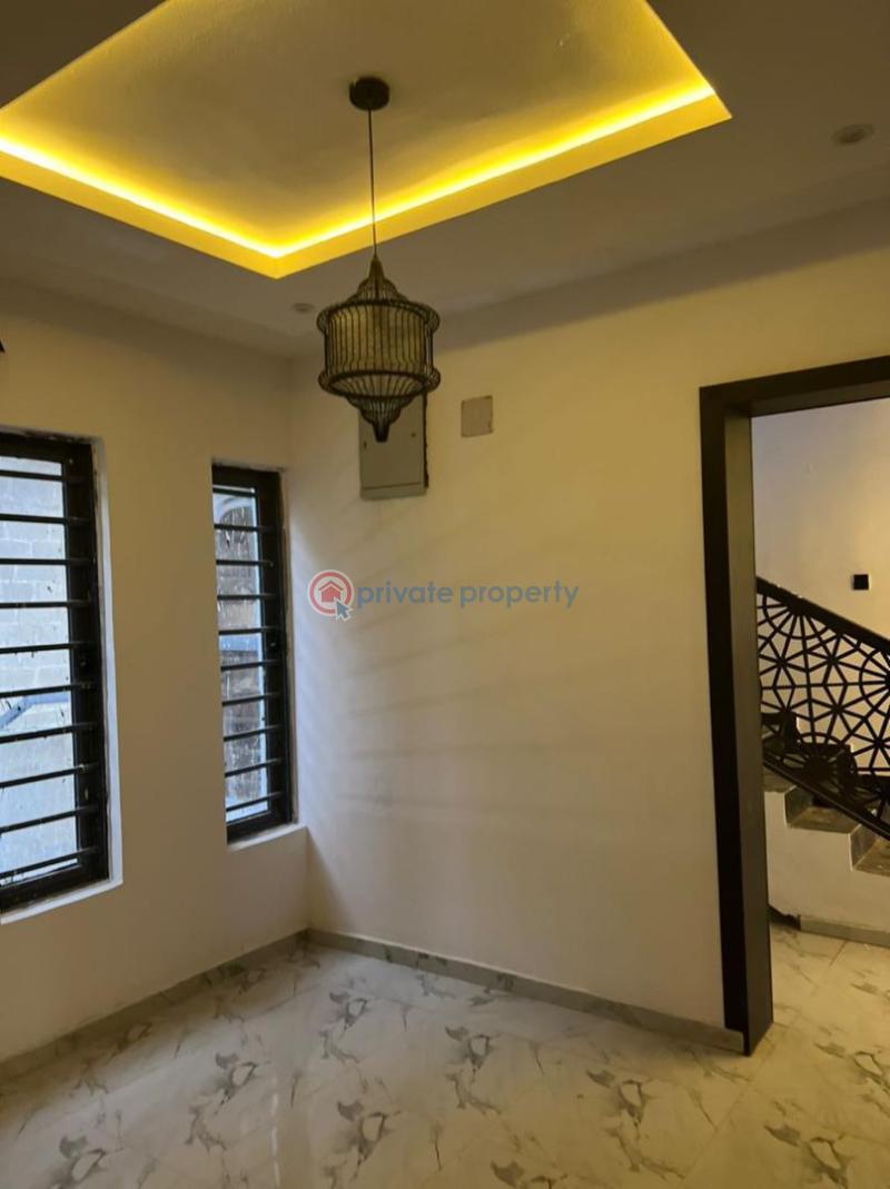 House For Sale Chief Lateef Oyelade Gra, Oluyole Industrial Estate, Ibad Ibadan Oyo - 10
