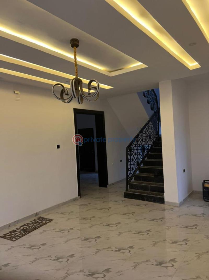 House For Sale Chief Lateef Oyelade Gra, Oluyole Industrial Estate, Ibad Ibadan Oyo - 12