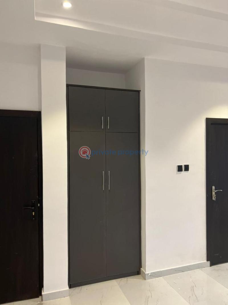 House For Sale Chief Lateef Oyelade Gra, Oluyole Industrial Estate, Ibad Ibadan Oyo - 16