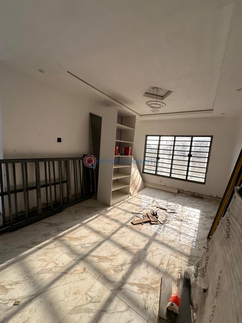 4 bedroom Detached Duplex For Sale Carlton Gate Estate Akobo Gra Ibadan Oyo - 4
