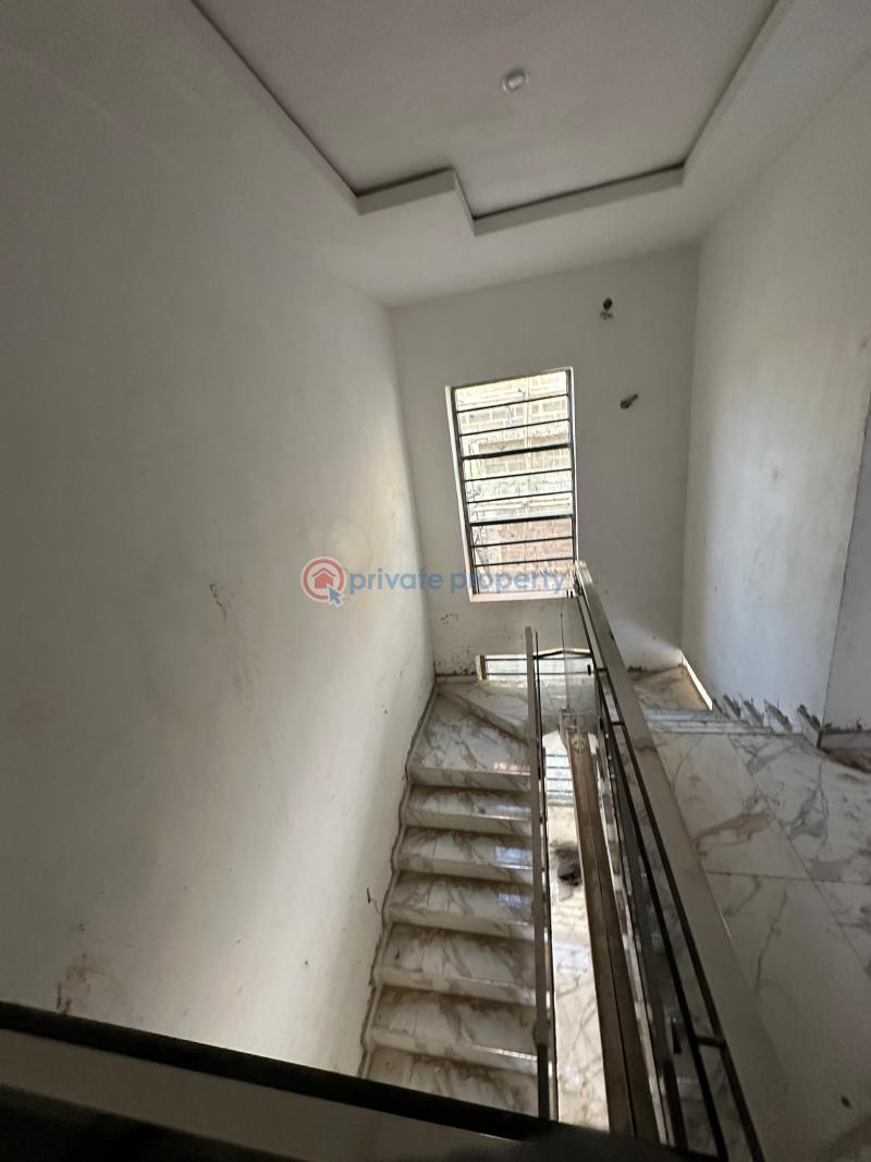 4 bedroom Detached Duplex For Sale Carlton Gate Estate Akobo Gra Ibadan Oyo - 6