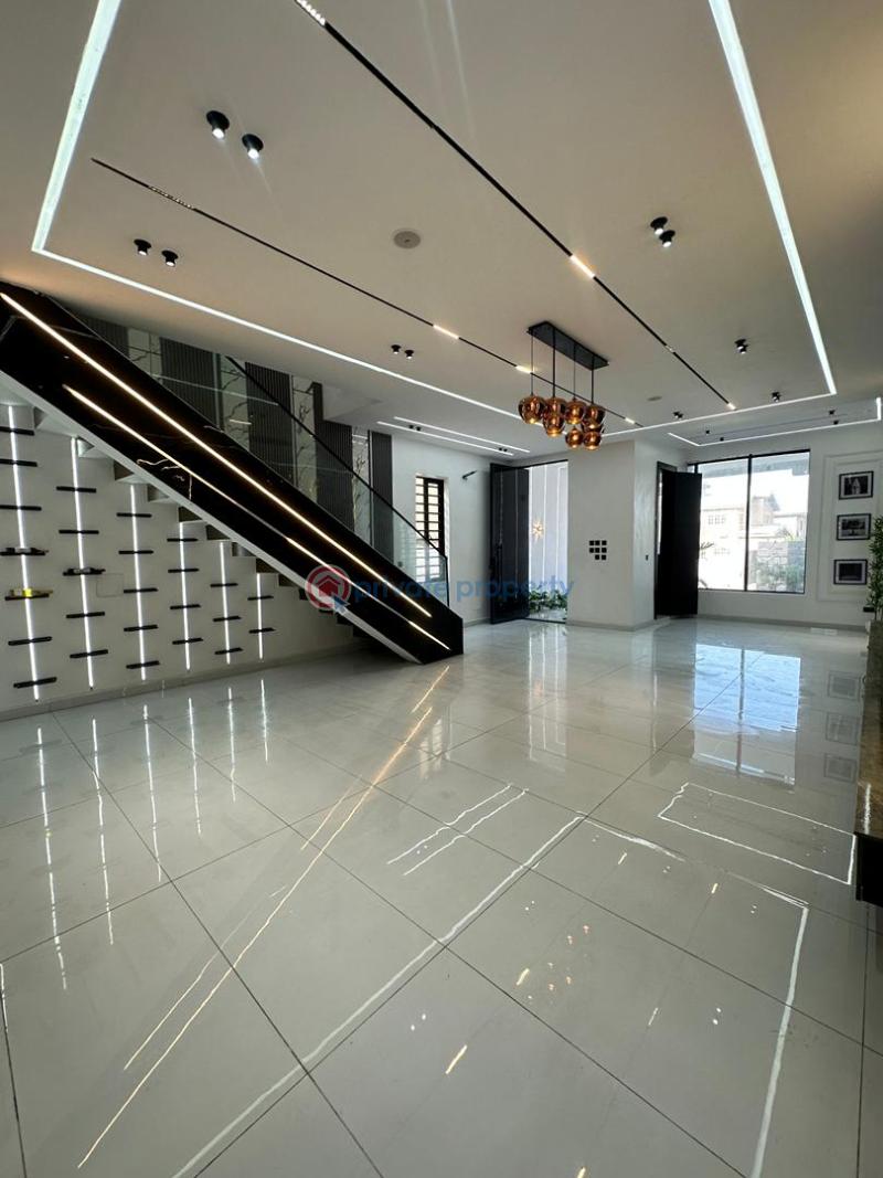 5 bedroom Detached Duplex For Sale Ikota Lekki Lagos - 1