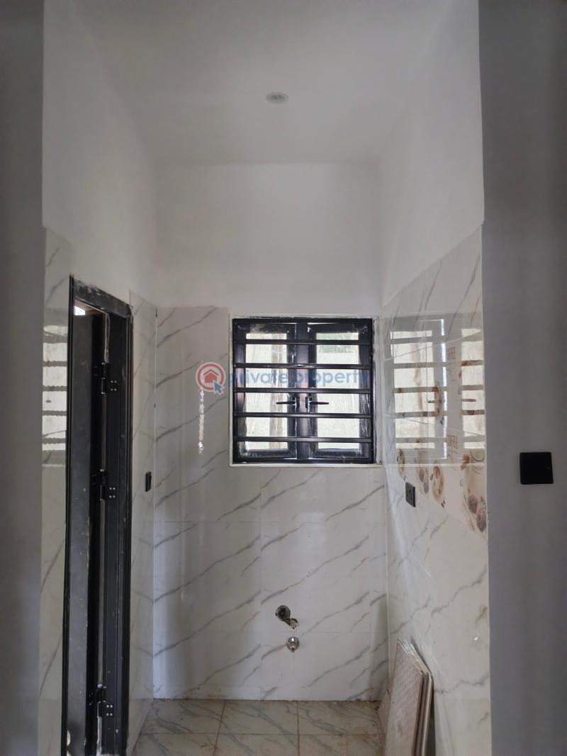 1 bedroom Mini Flat For Sale Olukemi Street Ilupeju Lagos - 1
