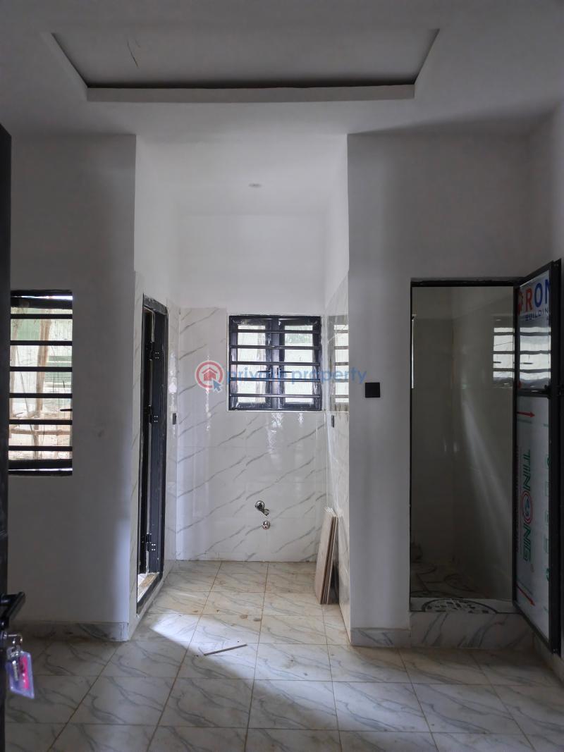 1 bedroom Mini Flat For Sale Olukemi Street Ilupeju Lagos - 5