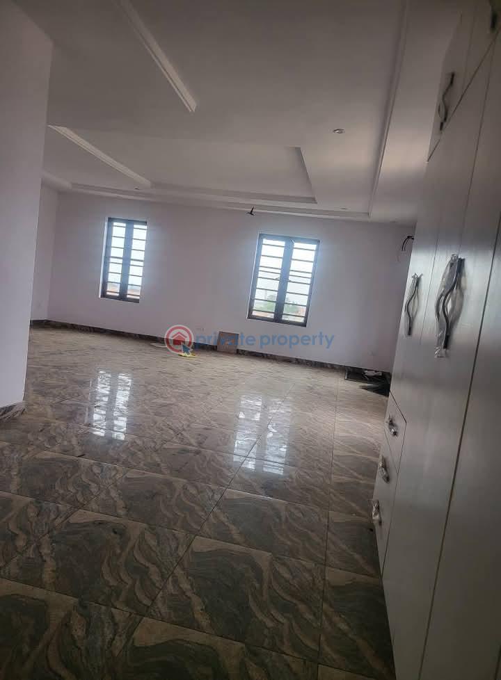 5 bedroom Detached Duplex For Rent Magodo Phase 2 Gra Shangisha Magodo GRA Phase 2 Kosofe/Ikosi Lagos - 2