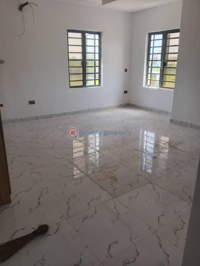 5 bedroom Semi detached Duplex For Sale Chaplain Court Estate, Opposite Lekki Phase 2 Abraham Adesanya Ajah Lagos - 3