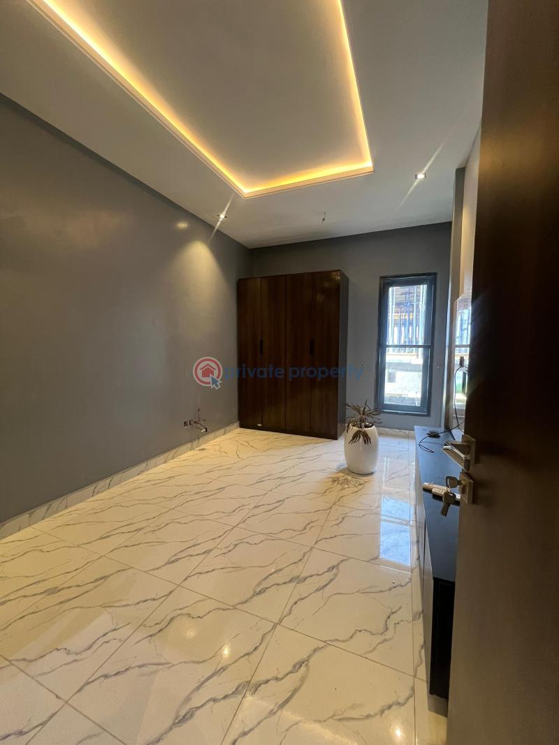 Elegantly built 2 bedroom penthouse with swimming pool - 10 2 bedroom Penthouse For Sale Lekki Phase 1 Lagos - 10