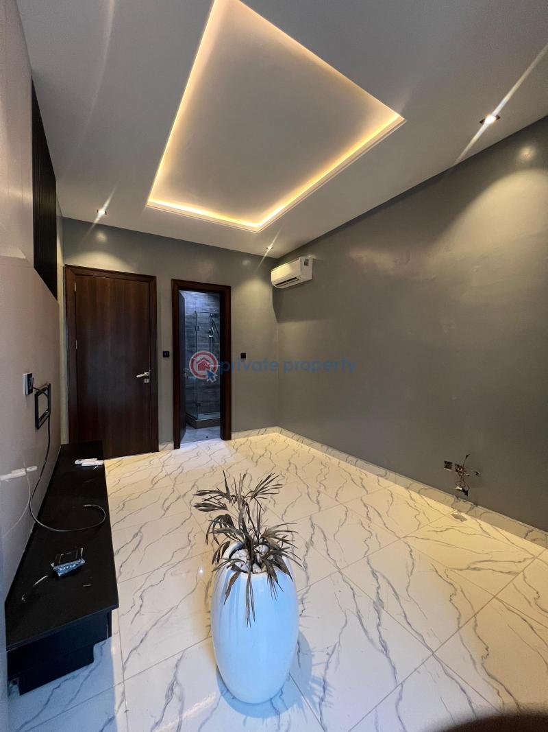 Elegantly built 2 bedroom penthouse with swimming pool - 9 2 bedroom Penthouse For Sale Lekki Phase 1 Lagos - 9