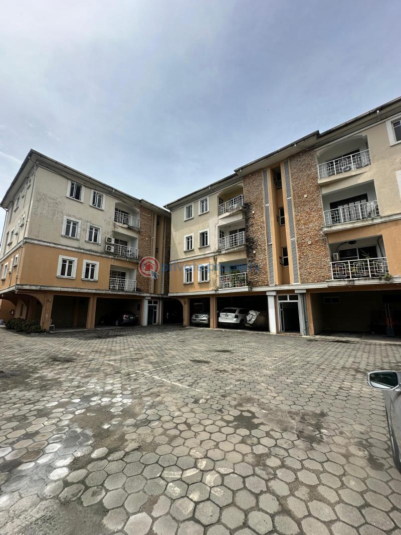 3 bedroom Block Of Flats For Rent Victoria Island Lagos - 0