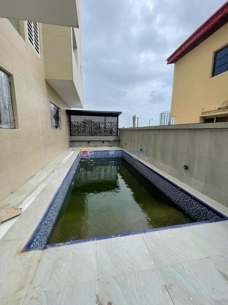 Elegantly built 3bedroom apartment with swimmingpool,gym and elevator - 16 3 bedroom Block Of Flats For Rent Victoria Island Lagos - 16