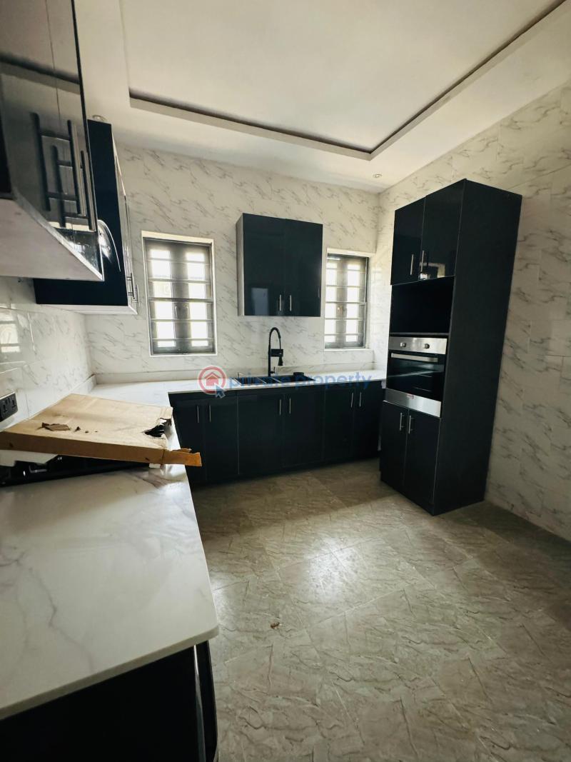 4 bedroom Detached Duplex For Sale Gbagada Lagos - 11