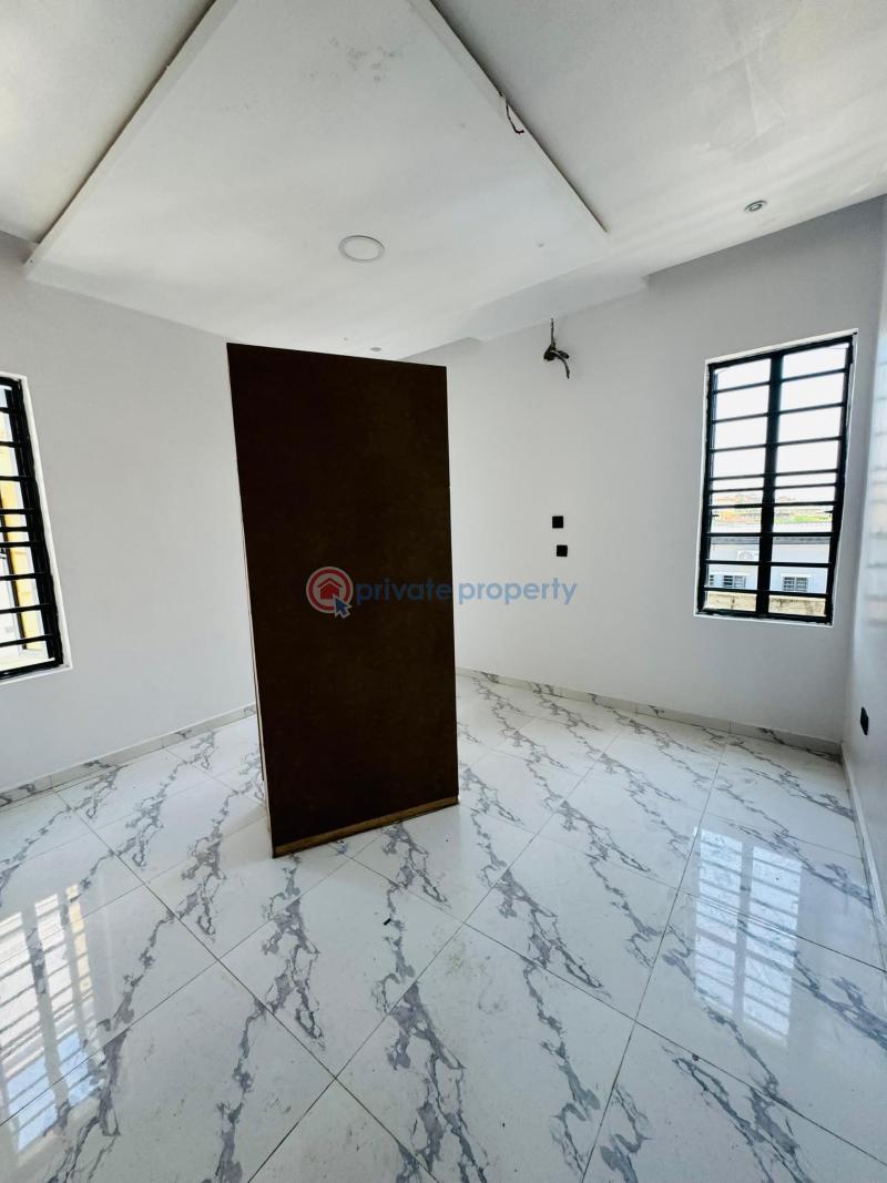 4 bedroom Detached Duplex For Sale Gbagada Lagos - 10