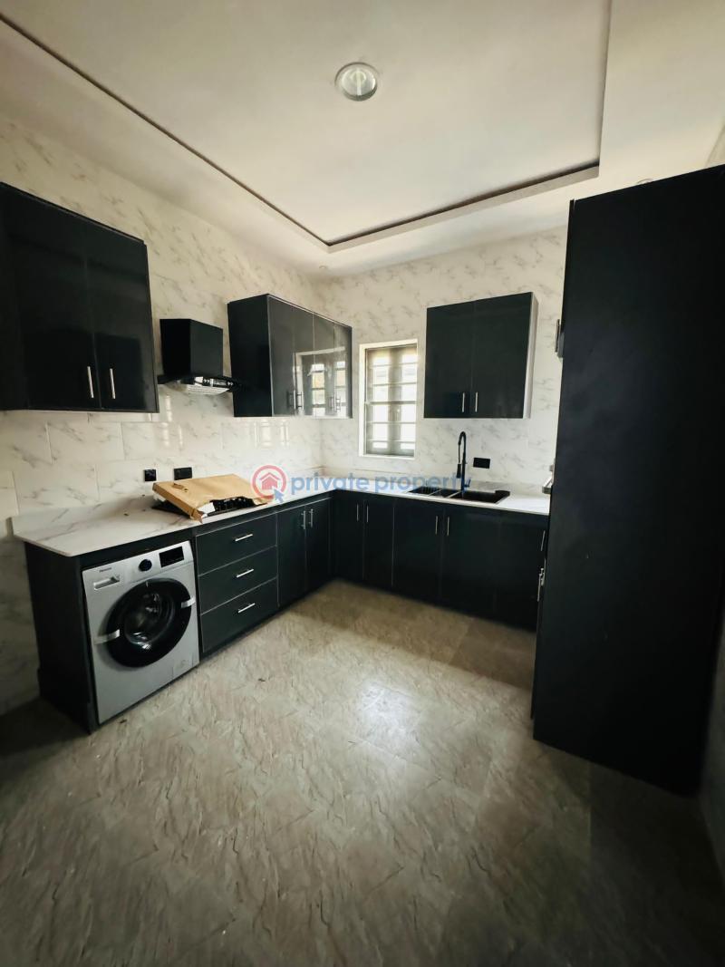 4 bedroom Detached Duplex For Sale Gbagada Lagos - 7