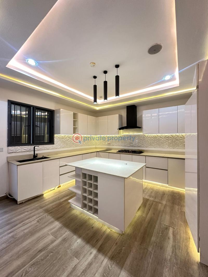 4 bedroom Maisonette For Sale Oniru Victoria Island Lagos - 2