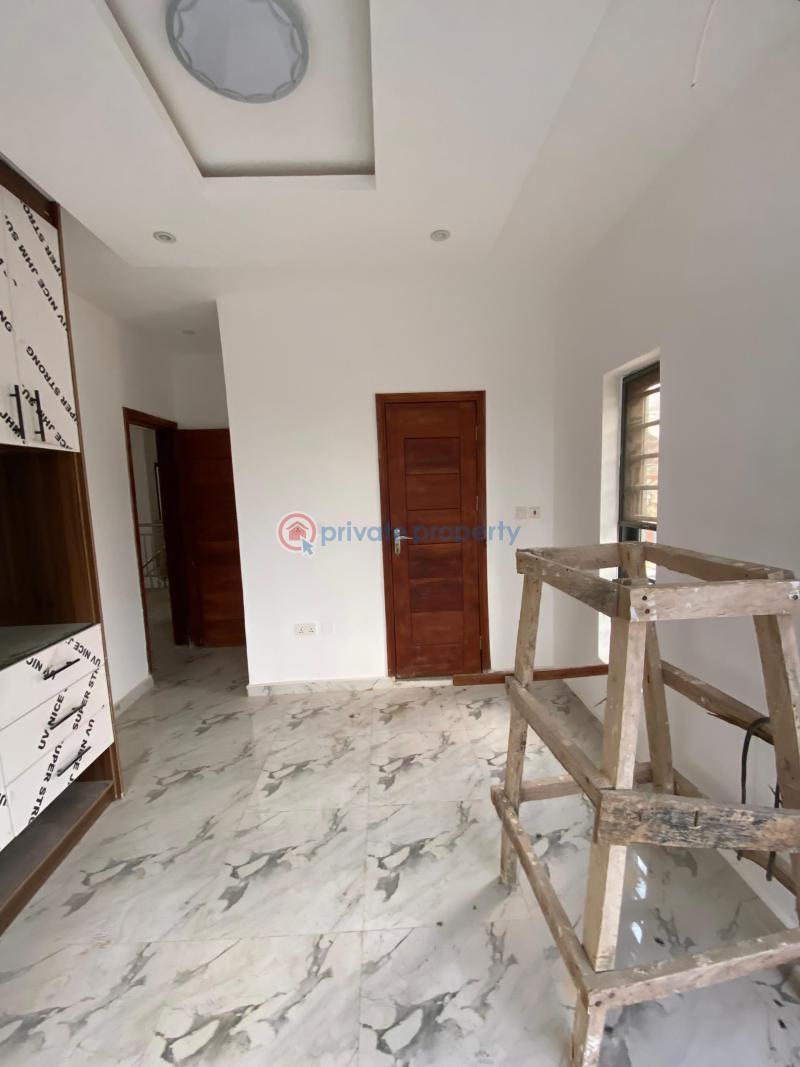 4 bedroom Semi detached Duplex For Sale Magodo GRA Phase 1 Ojodu Lagos - 2