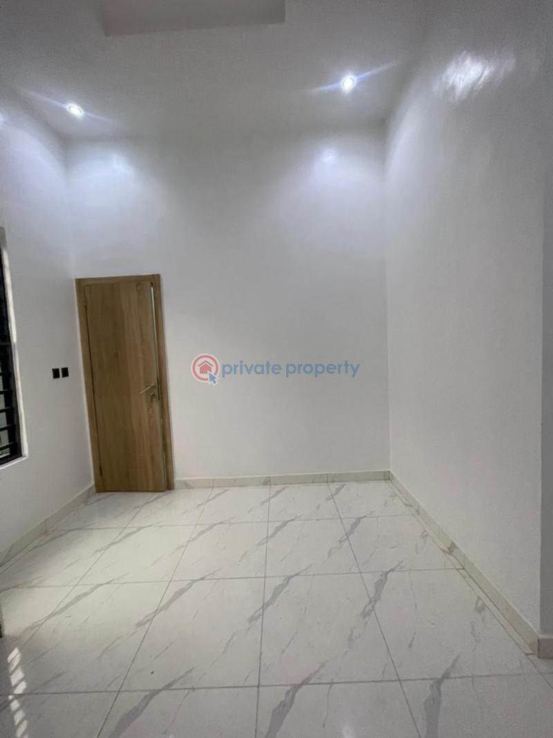 4 bedroom Semi detached Duplex For Rent Ikota Lekki Lagos - 13
