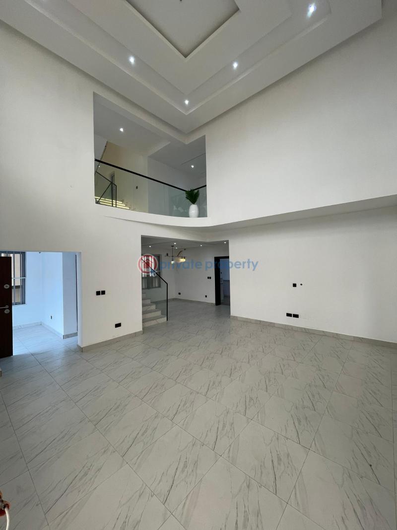 5 bedroom Detached Duplex For Sale Chevron Drive Lekki Lagos - 3