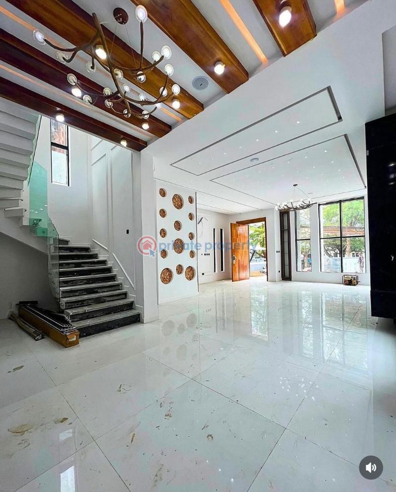 5 bedroom Detached Duplex For Sale Ikota Lekki Lagos - 3