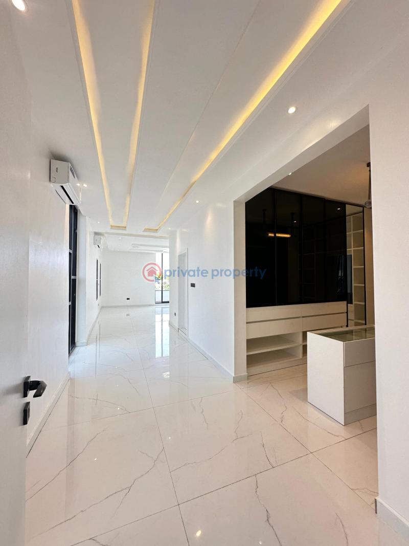 Elegantly built 5 bedroom fully detached home with swimming pool, cinema, gym and rooftop terrace - 7 5 bedroom Detached Duplex For Sale Lekki Phase 1 Lagos - 7