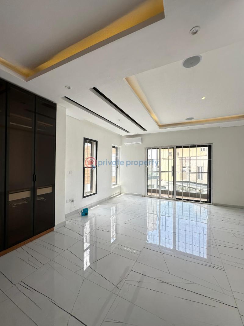 Elegantly built 5 bedroom fully detached home with swimming pool, cinema, gym and rooftop - 10 5 bedroom Detached Duplex For Sale Lekki Phase 1 Lagos - 10