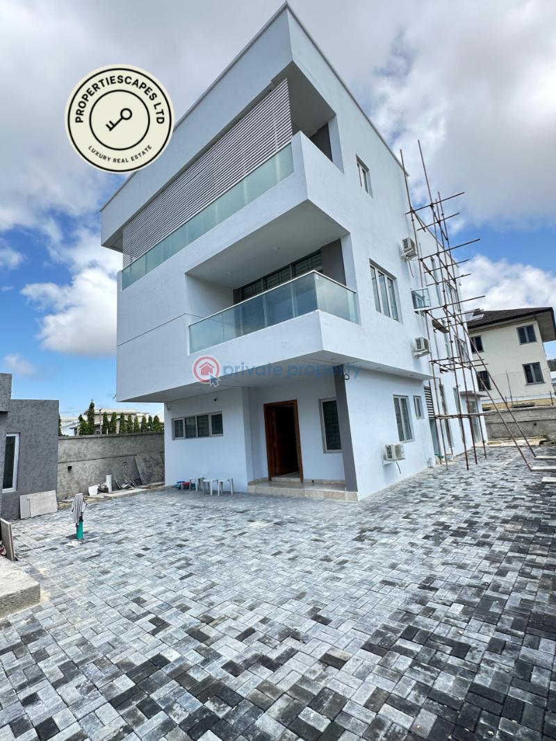 Elegantly built 5 bedroom fully detached home with rooftop terrace in a well secured estate. - 0 5 bedroom Detached Duplex For Sale Lekki Phase 1 Lagos - 0