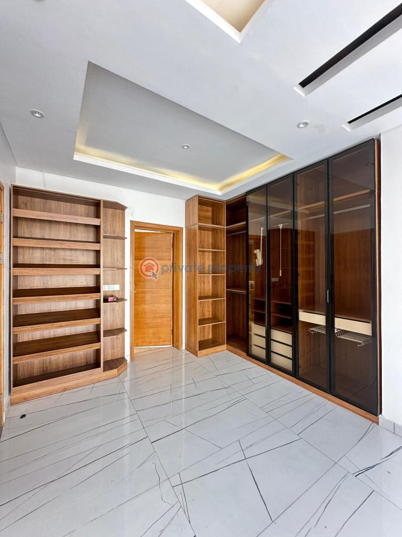 Elegantly built 5 bedroom fully detached home with swimming pool, cinema, gym and rooftop - 11 5 bedroom Detached Duplex For Sale Lekki Phase 1 Lagos - 11