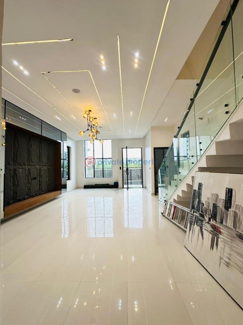 Elegantly built 5bedroom detached duplex with bq and swimmingpool - 2 5 bedroom Detached Duplex For Sale Ajah Lagos - 2