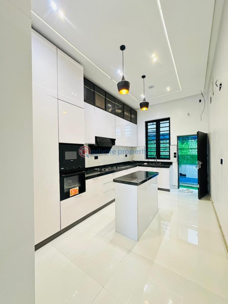 Elegantly built 5bedroom detached duplex with bq and swimmingpool - 3 5 bedroom Detached Duplex For Sale Ajah Lagos - 3