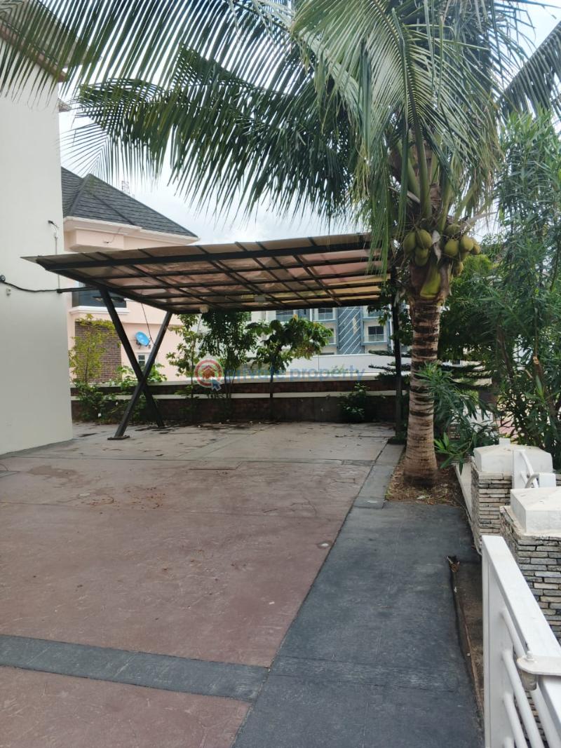 6 bedroom Detached Duplex For Sale Chaplin Court Estate, Beside New Ojaja Mall, Opposite Lekki Scheme 2 Gate, Ogombo Road, Abraham Adesanya Abraham Adesanya Ajah Lagos - 4