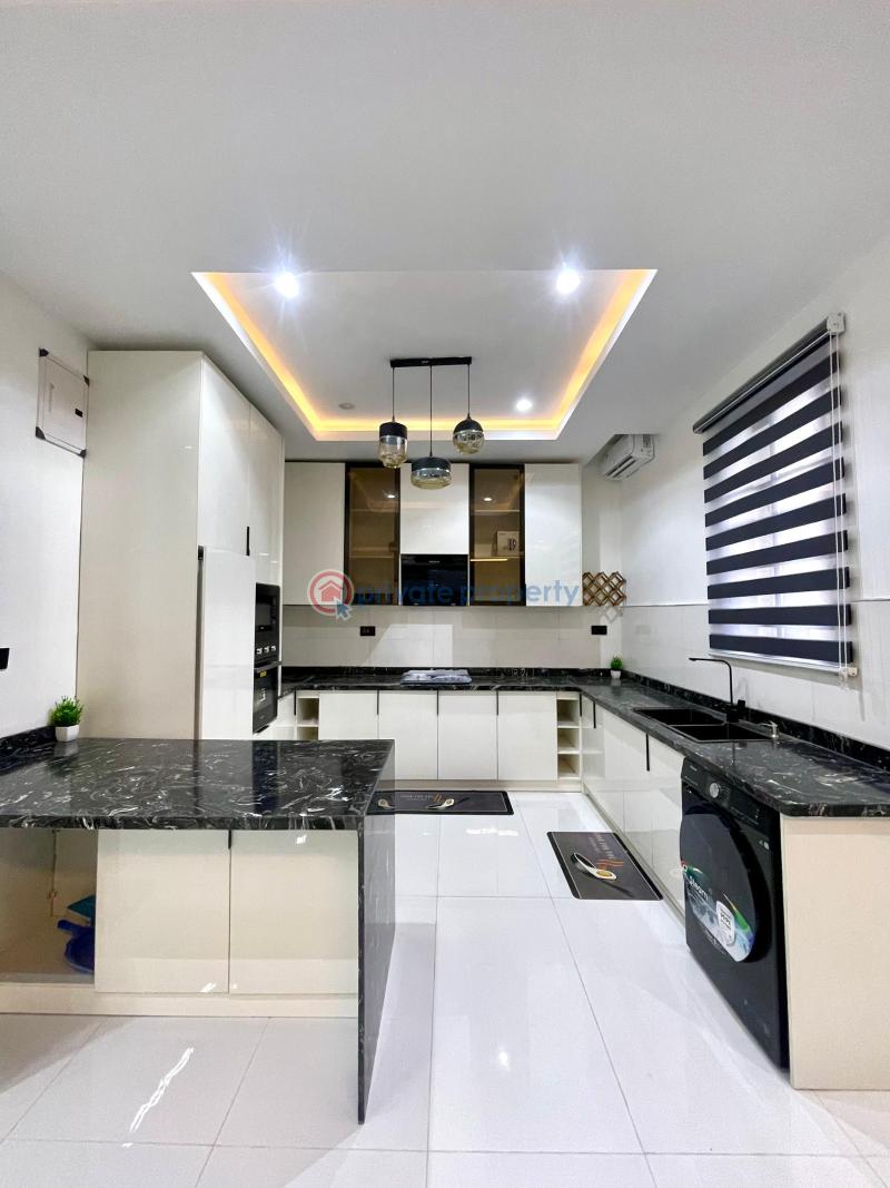 2 bedroom Block Of Flats For Sale Ikate Elegushi Lekki Lagos - 1