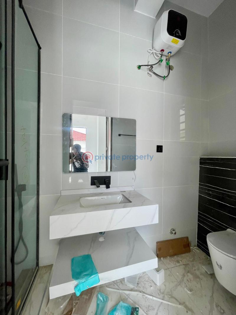 3 bedroom Block Of Flats For Sale Lekki Phase 1 Lagos - 8