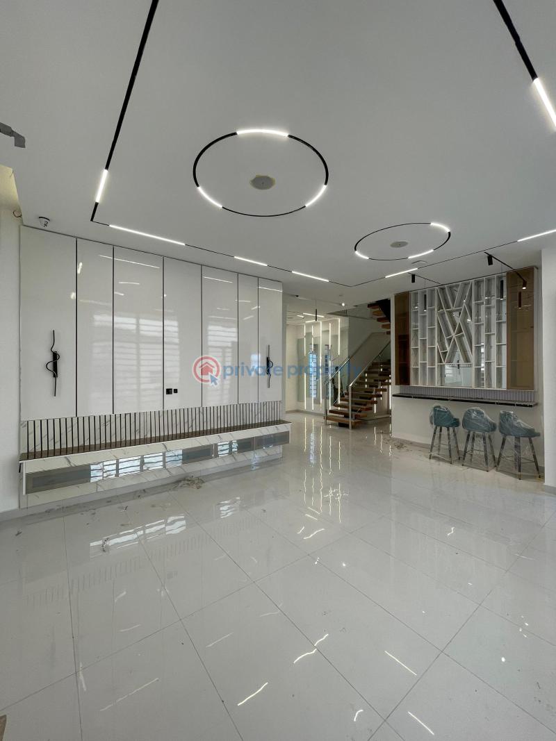 5 bedroom Detached Duplex For Sale Chevron Drive Lekki Lagos - 2