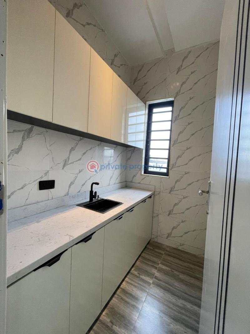 5 bedroom Detached Duplex For Sale Chevron Drive Lekki Lagos - 7
