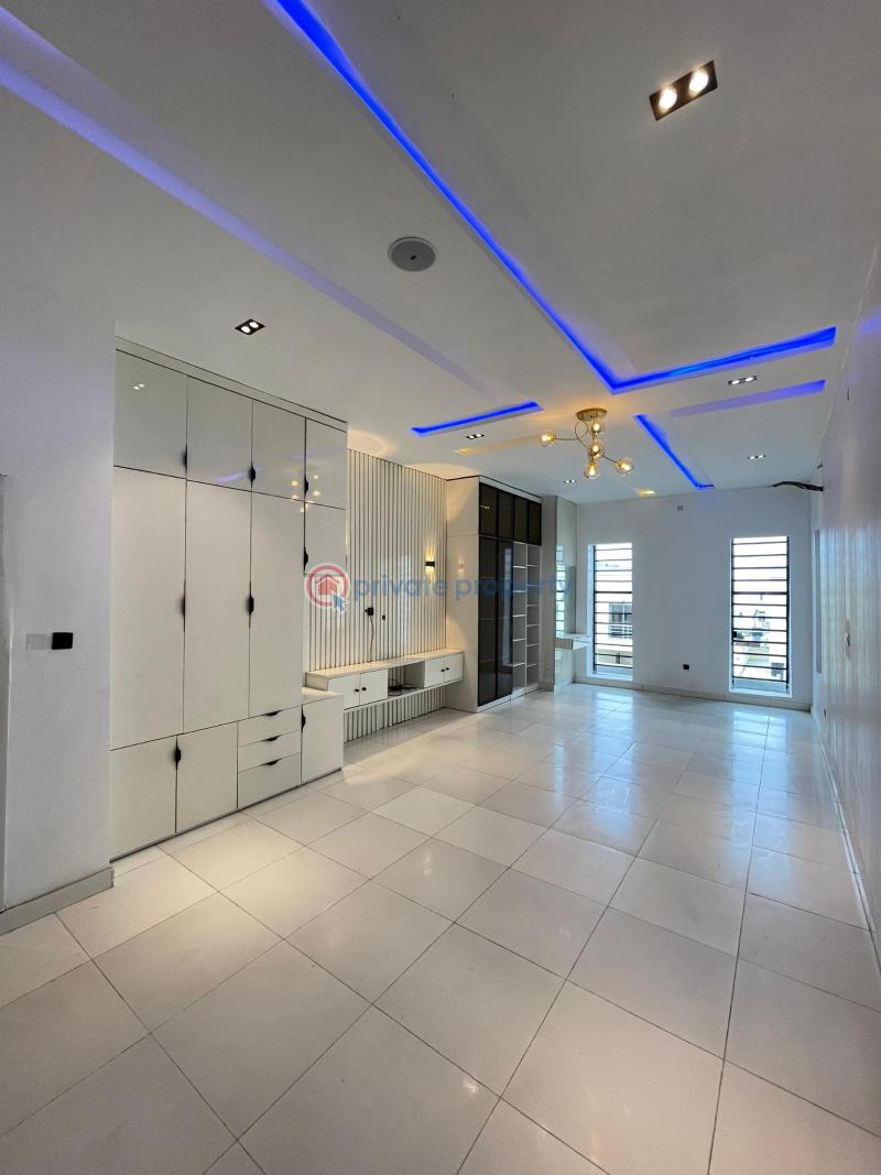 5 bedroom Detached Duplex For Sale Chevron Drive Lekki Lagos - 3