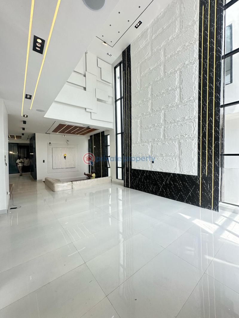 5 bedroom Detached Duplex For Sale Chevron Lekki Lagos - 2