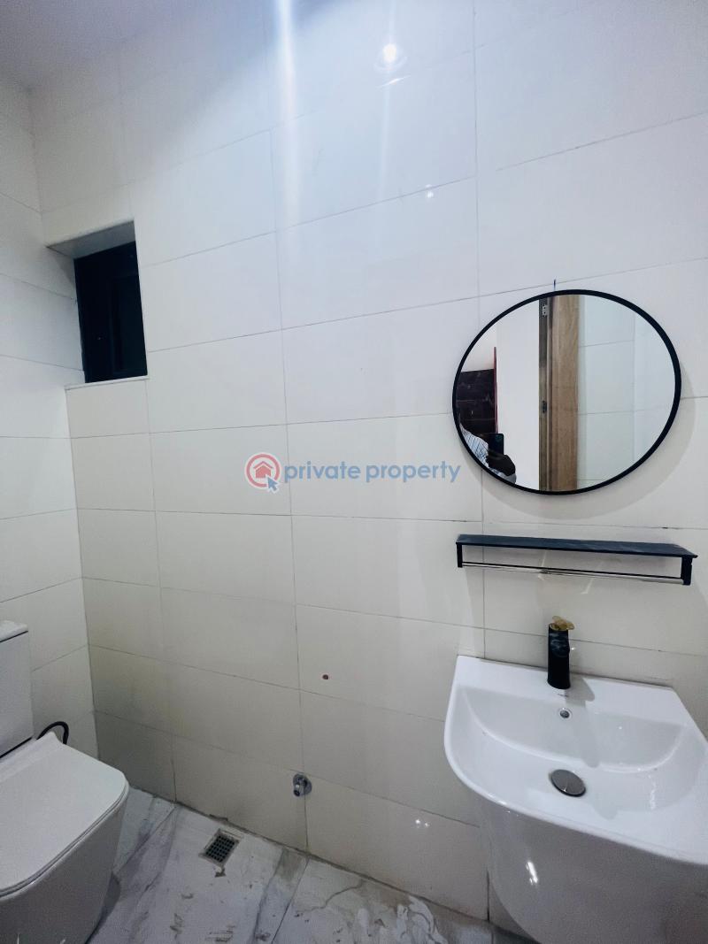 Elegantly finished 2 bedroom smart apartment with fitted bq, elevator, concierge, swimming pool & gym - 4 2 bedroom Block Of Flats For Sale Lekki Phase 1 Lagos - 4