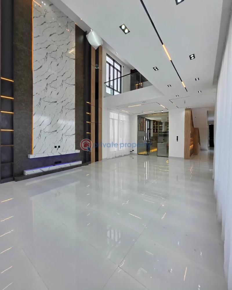 5 bedroom Detached Duplex For Sale Chevron Drive Lekki Lagos - 1