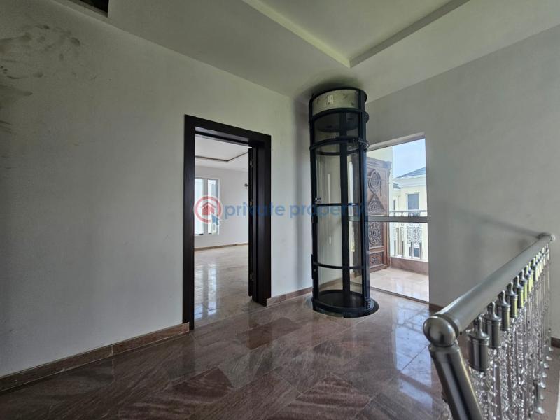 Elegantly finished 5 bedroom fully detached luxurious duplex with elevator and bq - 9 5 bedroom Detached Duplex For Sale Banana Island Ikoyi Lagos - 9