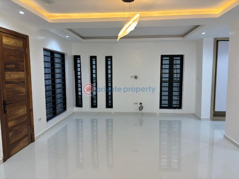 5 bedroom Detached Duplex For Sale Royal Garden Estate Ajah Lagos - 1