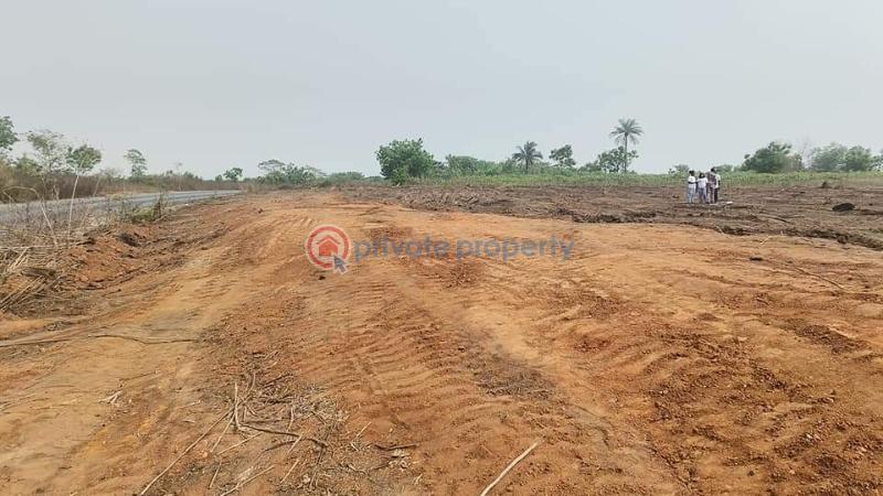 Mixed use Land For Sale Directly Facing Express Road , Itokin Road Epe Lagos - 4