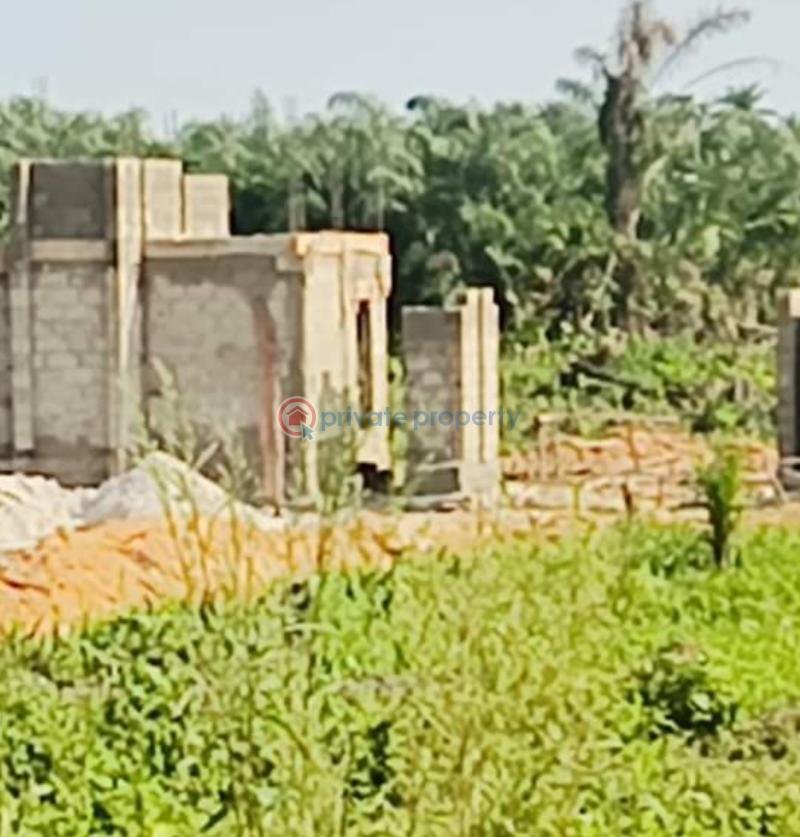 Mixed use Land For Sale Directly Facing Express Road , Itokin Road Epe Lagos - 1