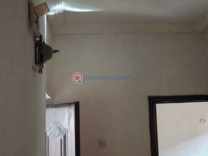 2 bedroom Flat & Apartment For Rent Diamond Estate Umuguma Worldbank Owerri Imo - 1