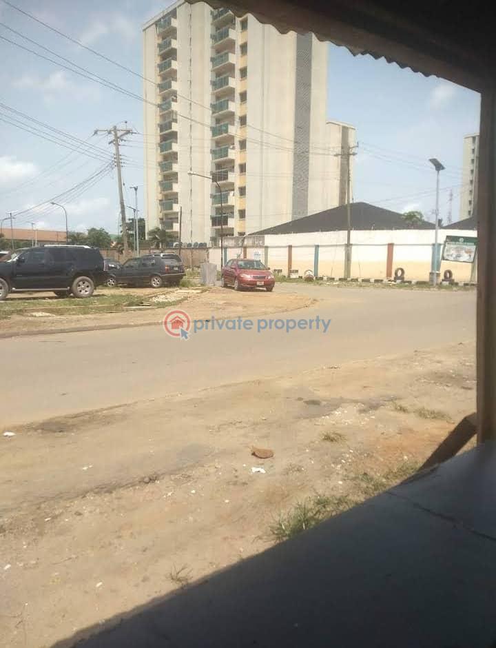Office For Sale Surulere Lagos - 1
