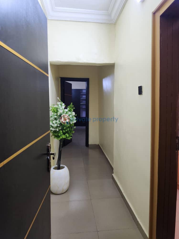 Tastefully furnished 1 bedroom apartment - 2 1 bedroom Flat & Apartment Short let No 2 Bosunola Close Behind Fcmb Bank Akinogun Busstop Alimosho Lagos - 2