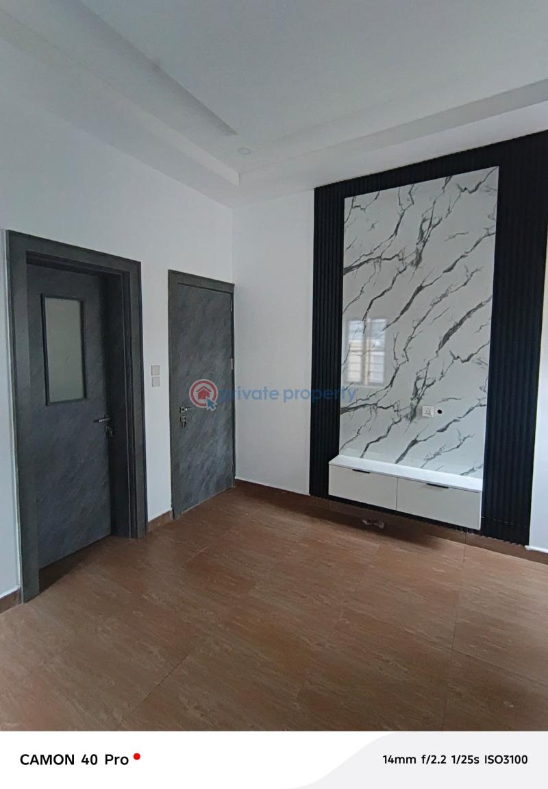 4 bedroom Room or Boys Quarter For Sale Efab Queen Estate Gwarinpha Extension Fct Abuja Gwarimpa Abuja Phase 3  - 3
