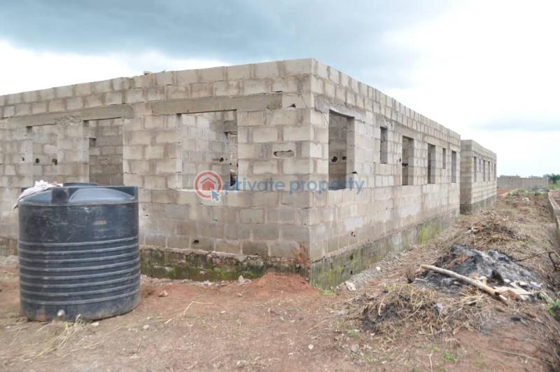 2 bedroom Block Of Flats For Sale Lufa Town After Redeern Camp , Ibadan Expressway Sagamu Ogun - 2