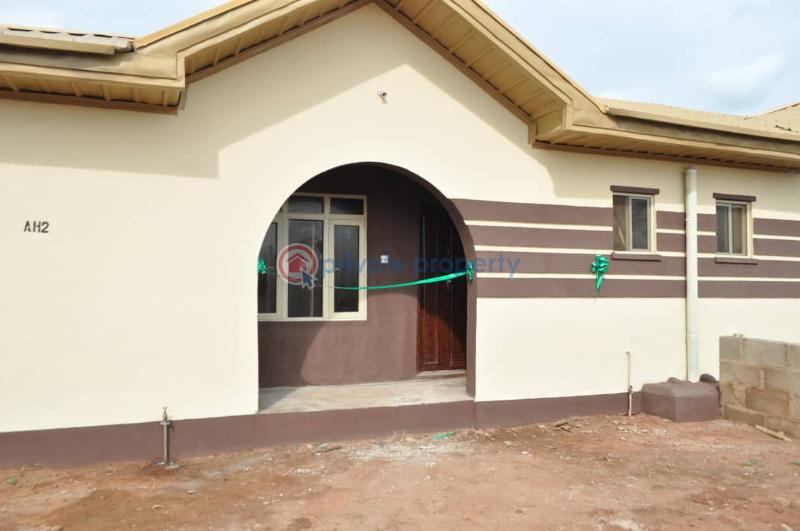 2 bedroom Block Of Flats For Sale Lufa Town After Redeern Camp , Ibadan Expressway Sagamu Ogun - 13