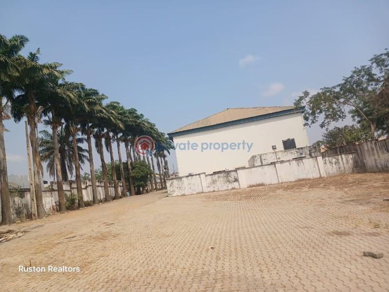 Event Hall For Sale Aleshinloye Jericho Road Ibadan Oyo - 2