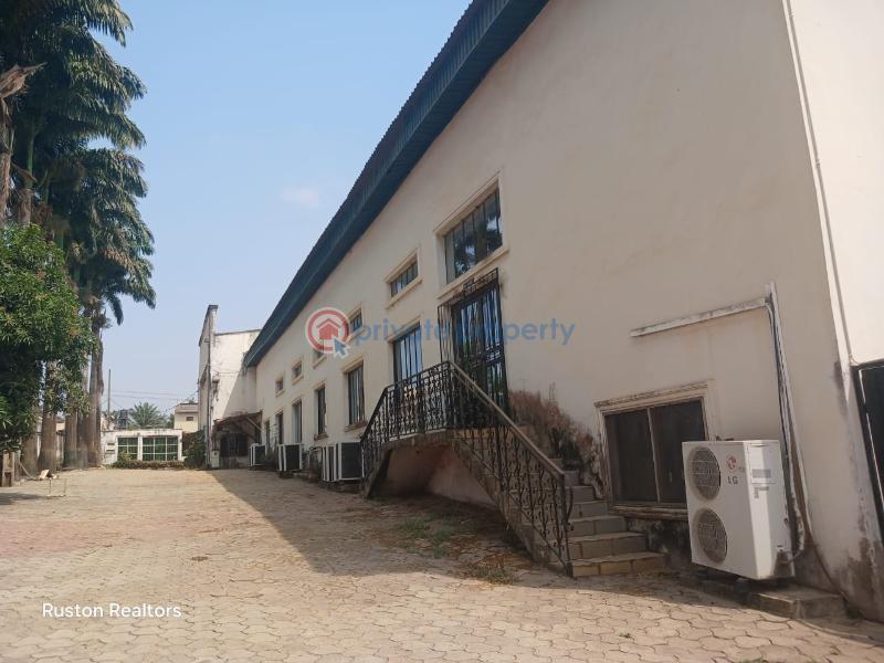 Event Hall For Sale Aleshinloye Jericho Road Ibadan Oyo - 1